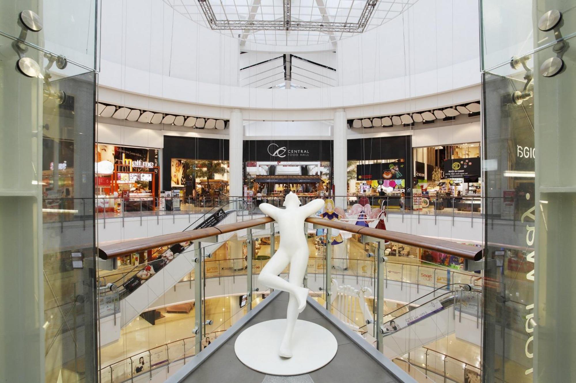 Centara Grand At Centralworld Bangkok Esterno foto The shopping mall